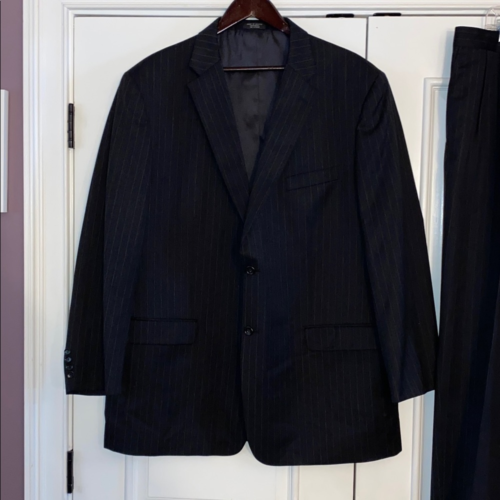 Jones New York Classic Dark Gray Suit - comparable to an XXL.